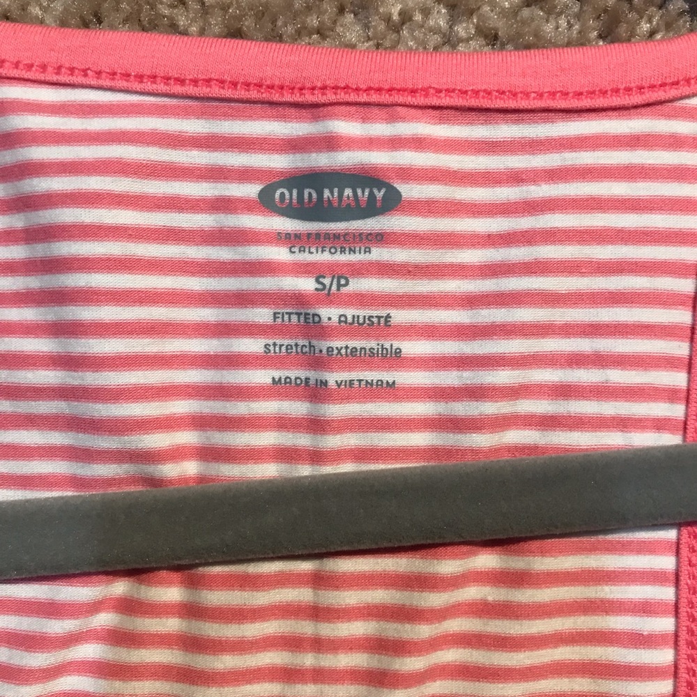 Old Navy Tank top - Picture 2 of 8